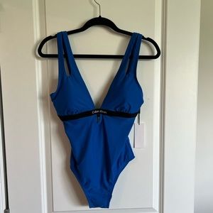 Calvin Klein Swimsuit One Piece Size XL NWT